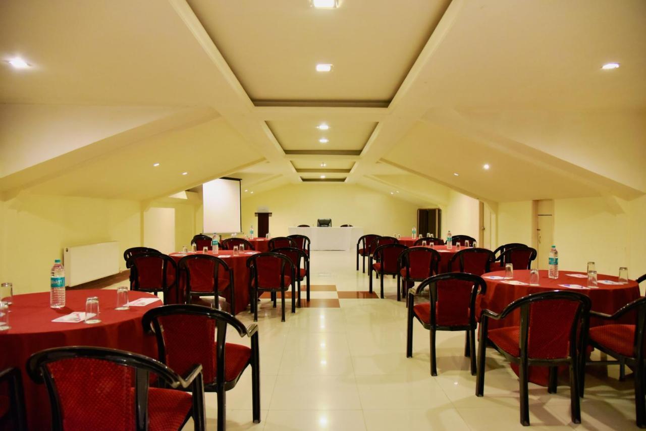 Indraprastha Resort Далхаузи Экстерьер фото